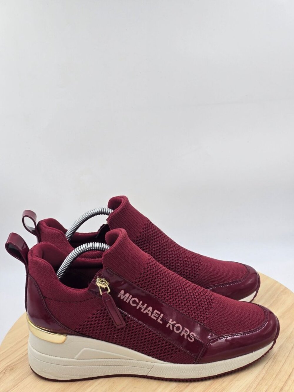 MICHAEL Michael Kors Willis Wedge KnitTrainer Womens Lifestyle Shoe sz 10M
